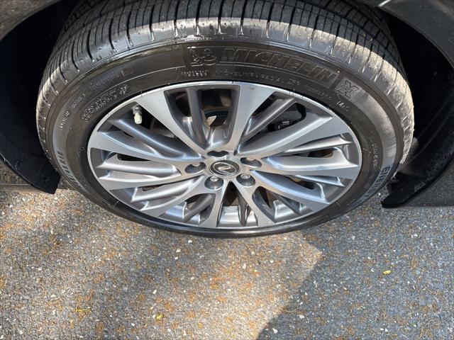 used 2020 Lexus ES 350 car, priced at $26,600