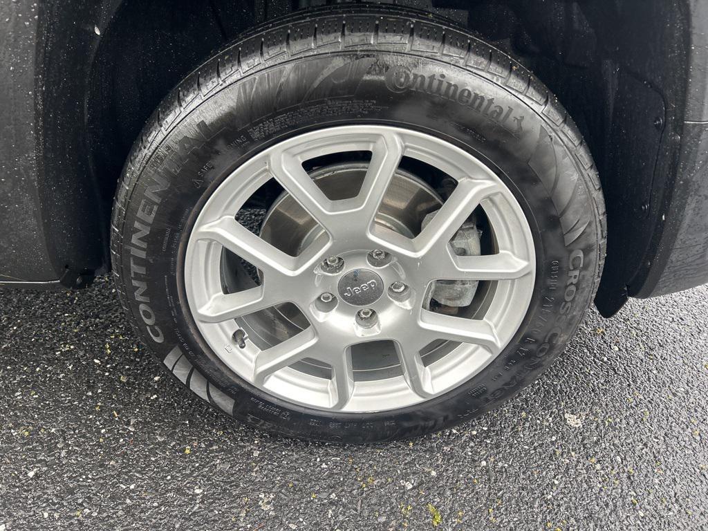 used 2021 Jeep Renegade car, priced at $17,500