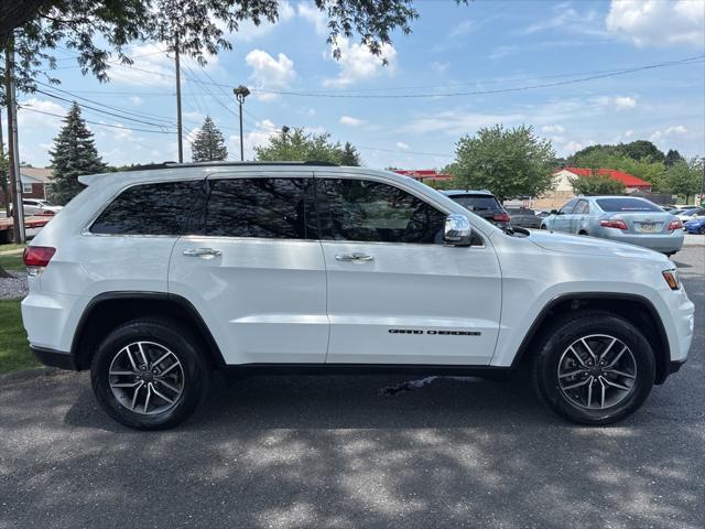 used 2021 Jeep Grand Cherokee car, priced at $22,800