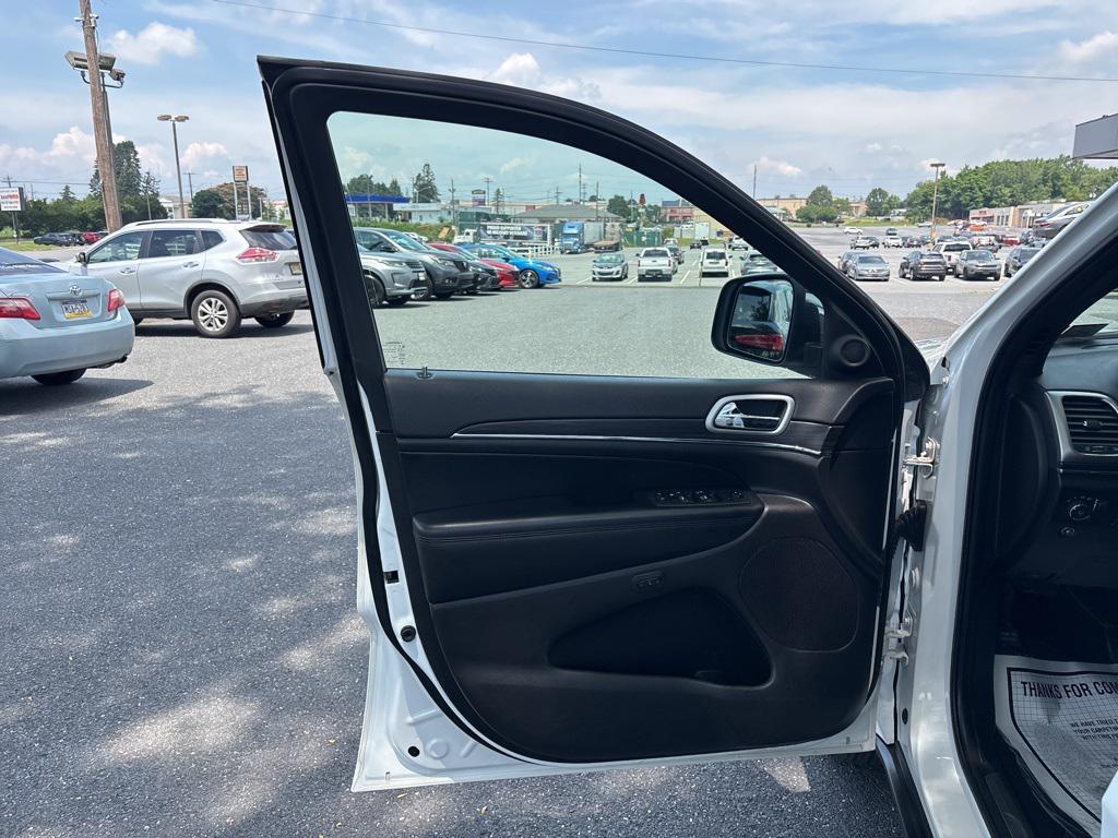 used 2021 Jeep Grand Cherokee car, priced at $22,700