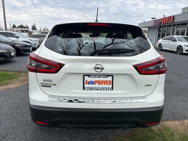 used 2020 Nissan Rogue Sport car, priced at $17,200