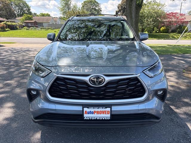 used 2022 Toyota Highlander car, priced at $35,800