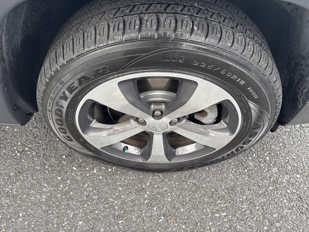 used 2019 Jeep Cherokee car, priced at $16,600