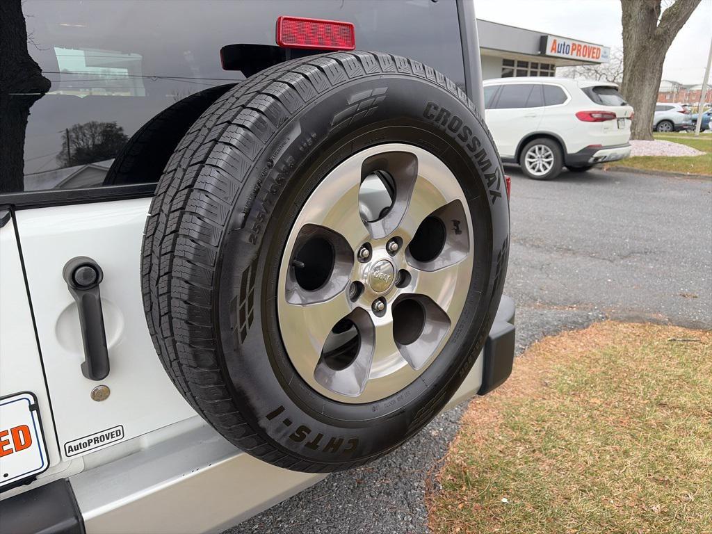 used 2017 Jeep Wrangler Unlimited car, priced at $18,600