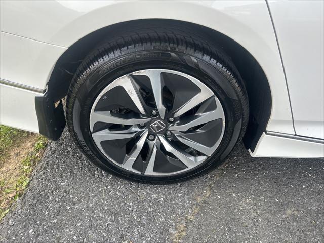 used 2021 Honda Accord Hybrid car, priced at $26,200