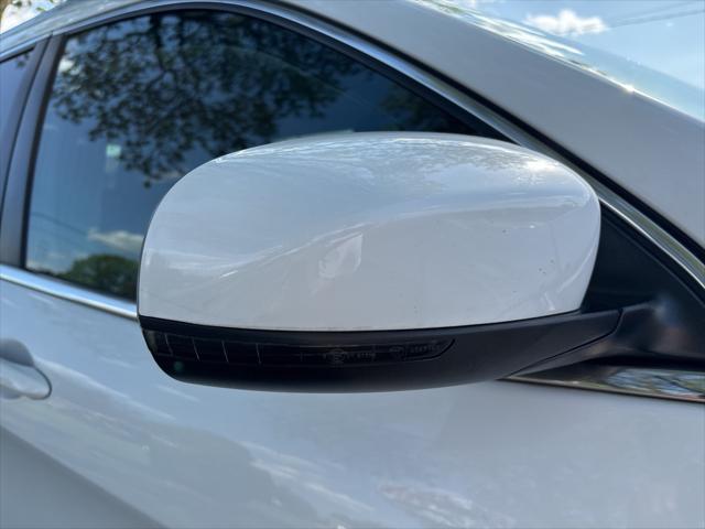 used 2019 Jeep Cherokee car, priced at $18,600