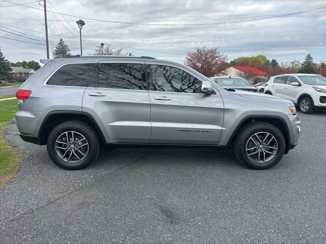 used 2017 Jeep Grand Cherokee car, priced at $15,600