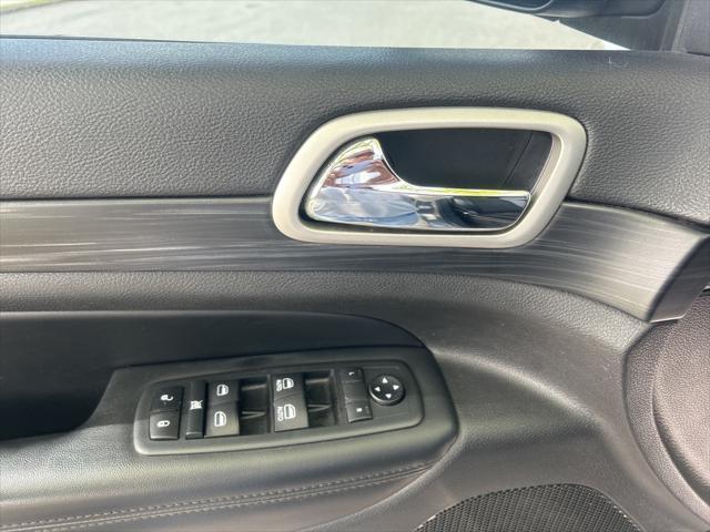 used 2020 Jeep Grand Cherokee car, priced at $23,200