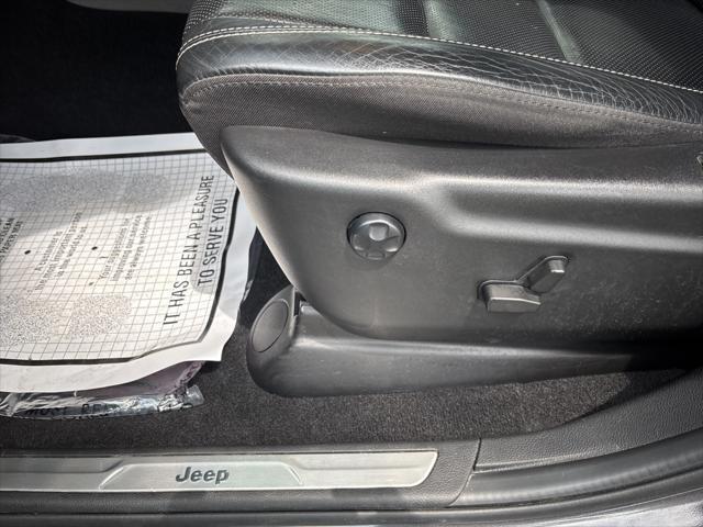 used 2021 Jeep Grand Cherokee car, priced at $26,800