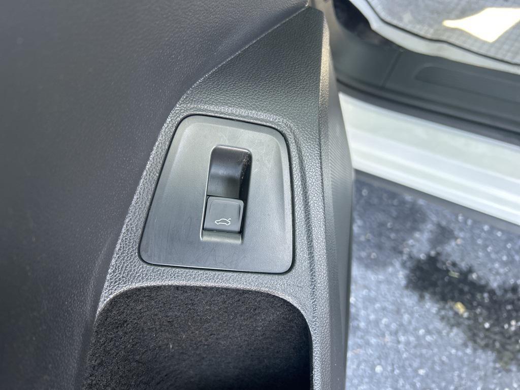 used 2022 Volkswagen Tiguan car, priced at $19,400
