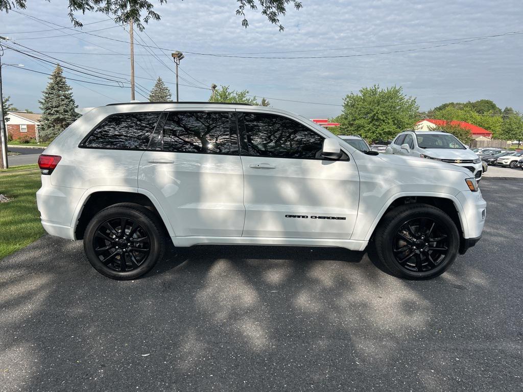 used 2018 Jeep Grand Cherokee car, priced at $18,200