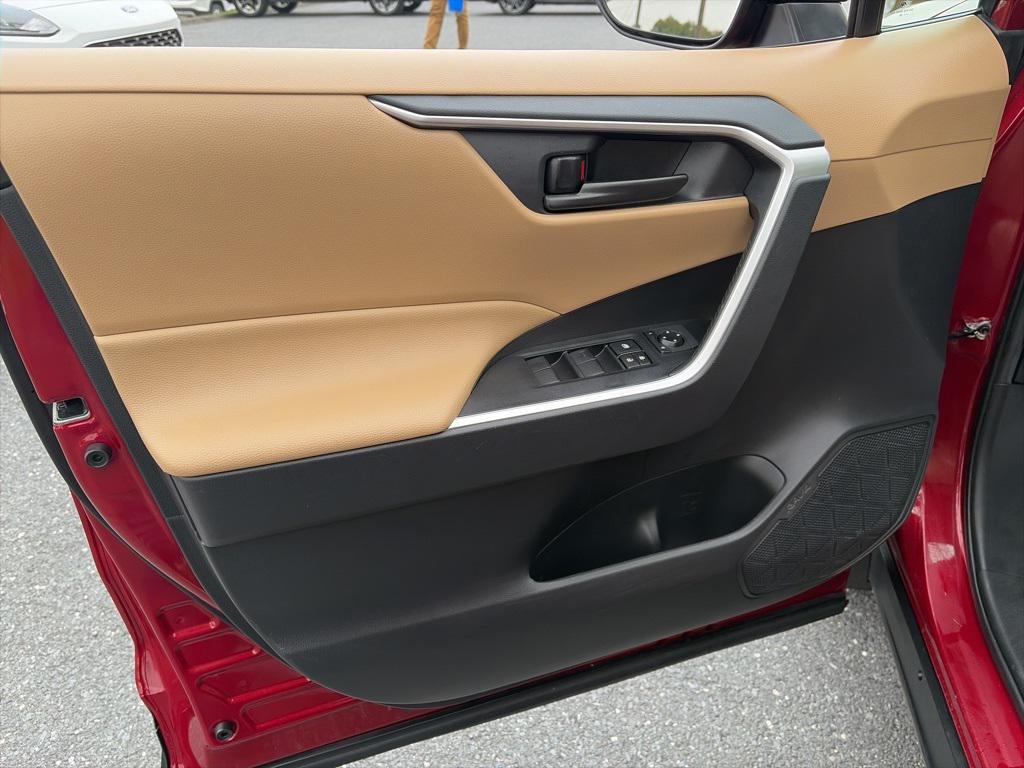 used 2020 Toyota RAV4 car, priced at $20,800