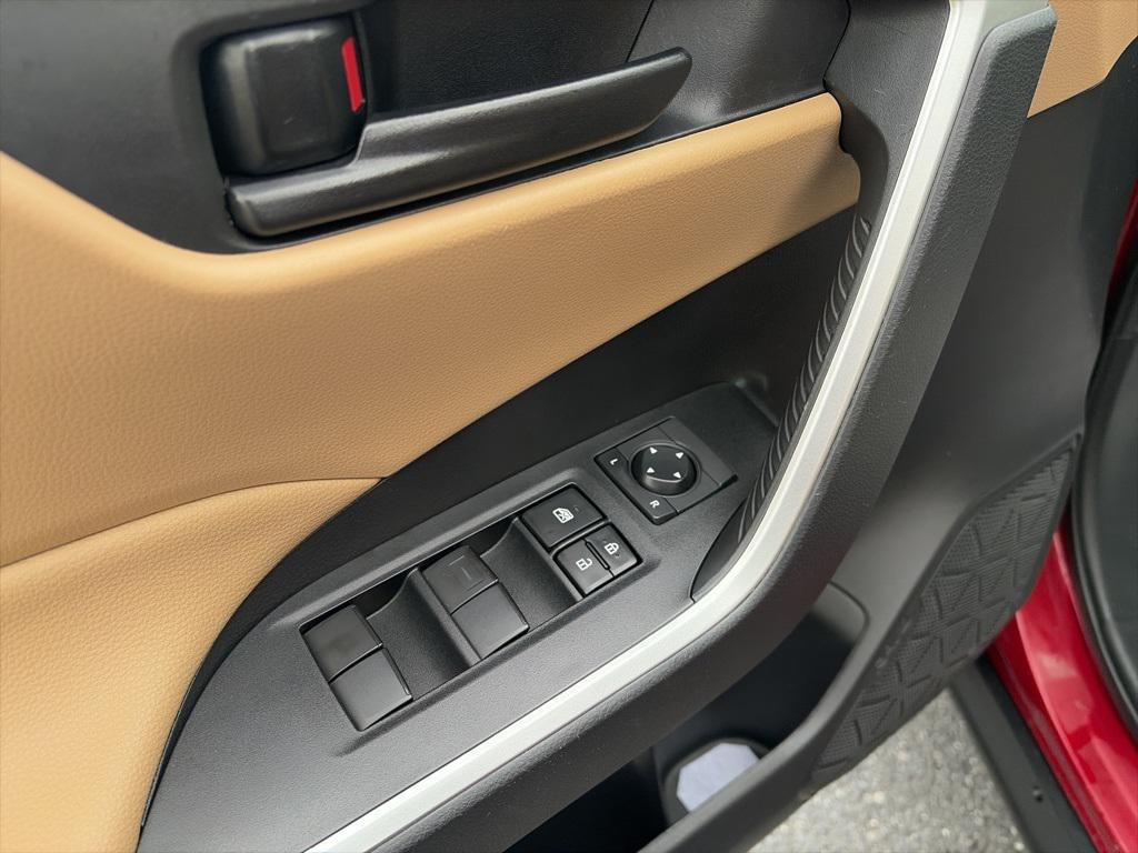 used 2020 Toyota RAV4 car, priced at $20,800