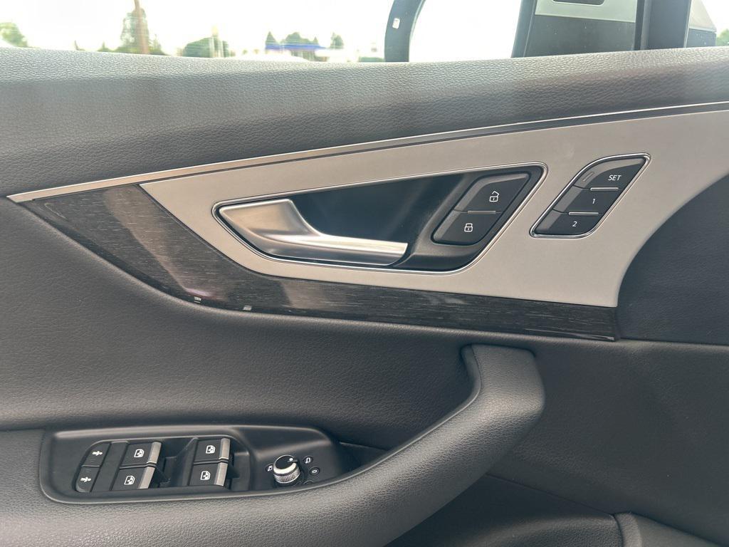 used 2019 Audi Q7 car, priced at $19,800
