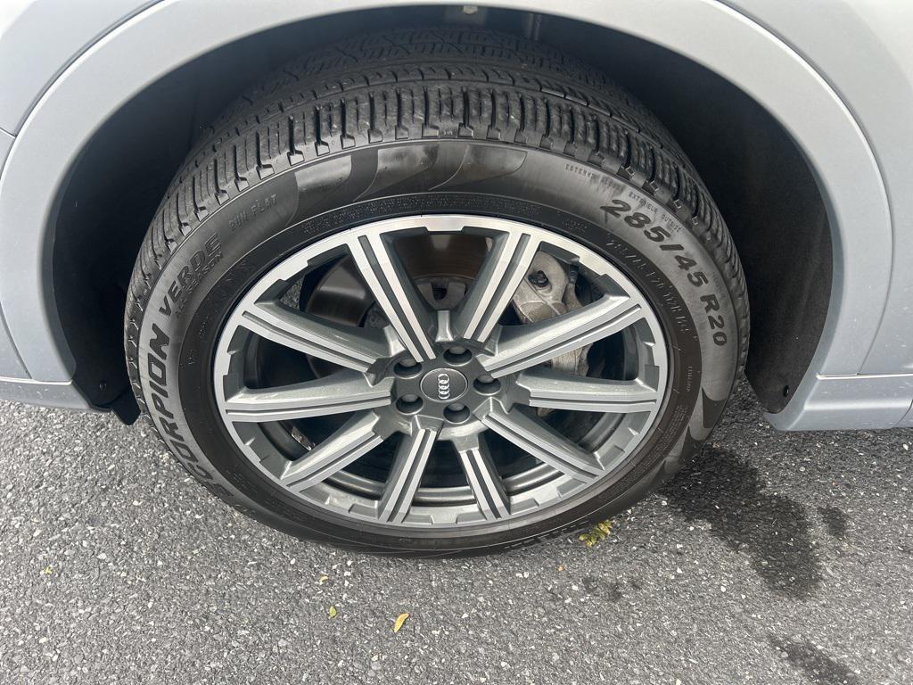 used 2019 Audi Q7 car, priced at $19,800