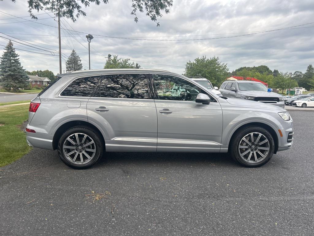 used 2019 Audi Q7 car, priced at $19,800