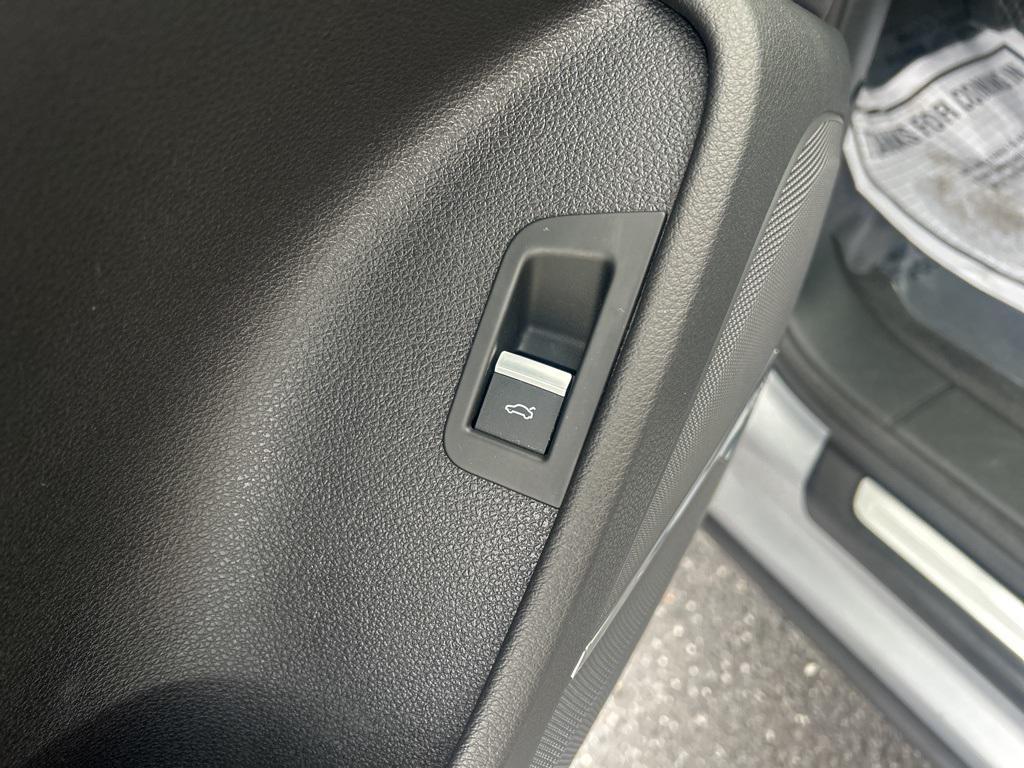 used 2019 Audi Q7 car, priced at $19,800