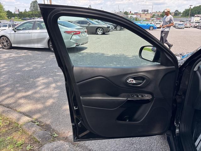 used 2019 Jeep Cherokee car, priced at $18,000