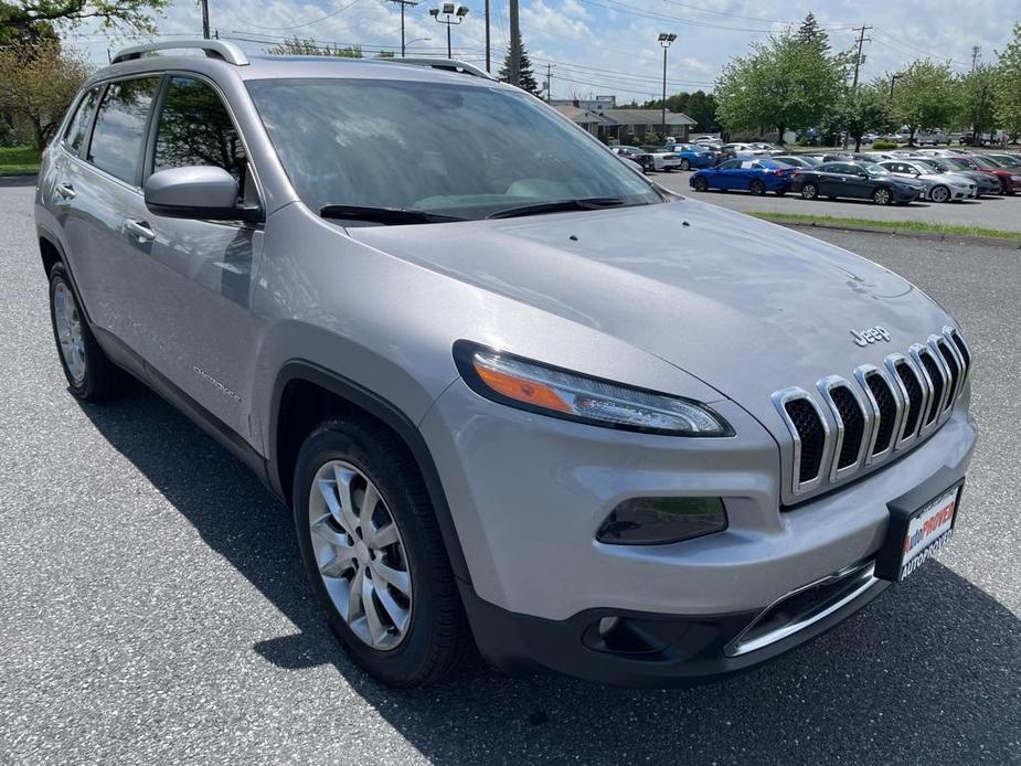 used 2018 Jeep Cherokee car, priced at $17,800