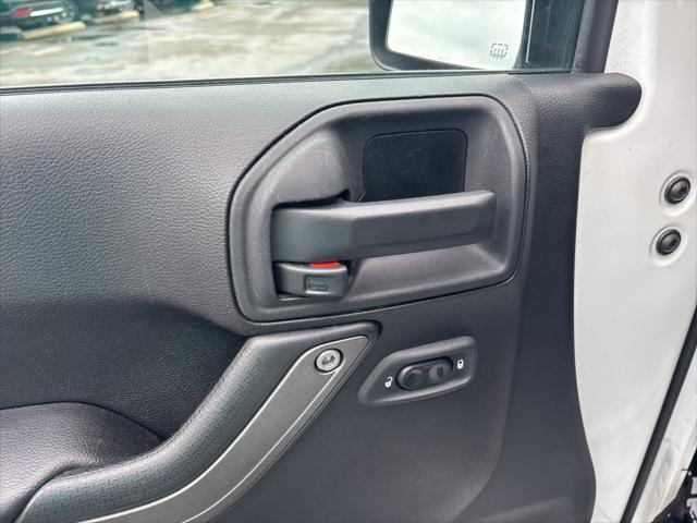 used 2015 Jeep Wrangler Unlimited car, priced at $18,500