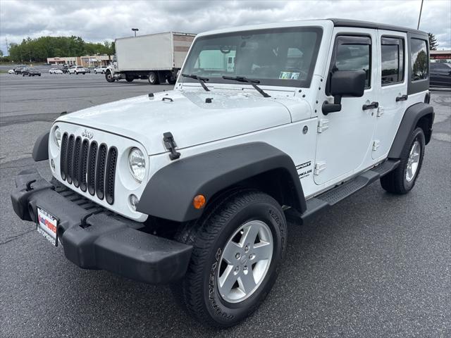 used 2015 Jeep Wrangler Unlimited car, priced at $18,500