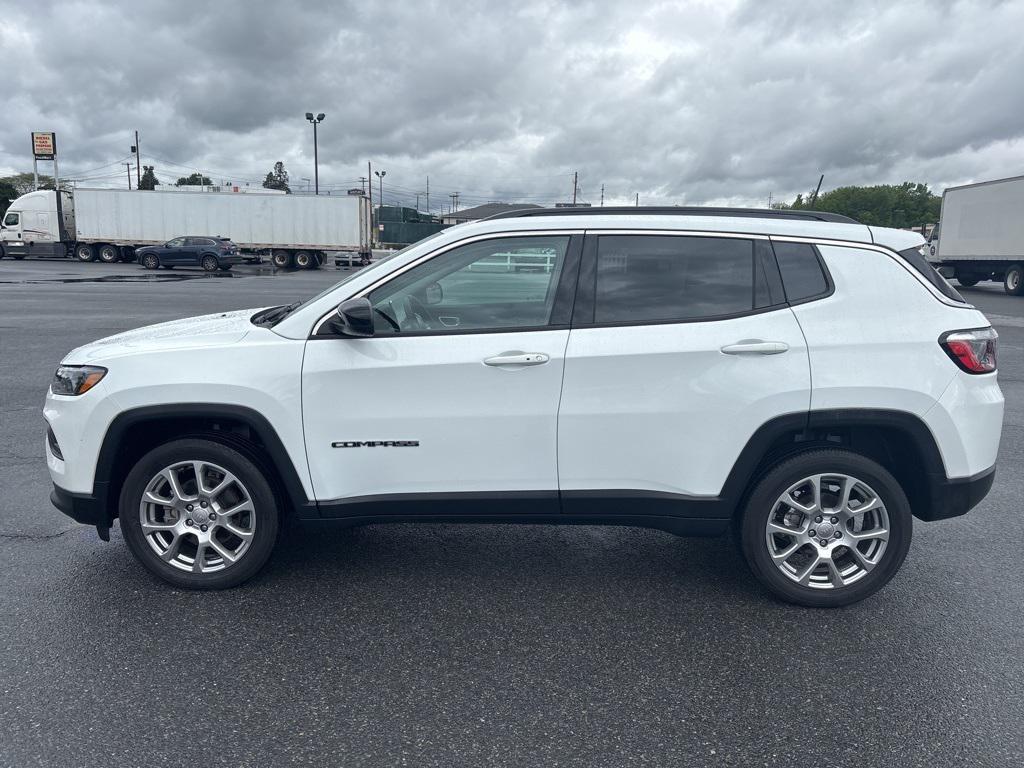 used 2022 Jeep Compass car, priced at $21,300