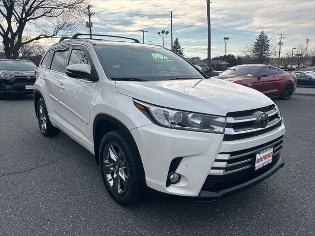 used 2018 Toyota Highlander car, priced at $28,400