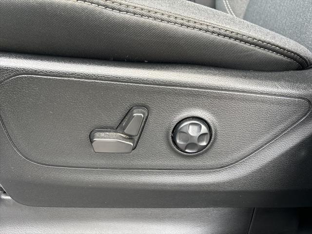 used 2021 Ram 1500 car, priced at $32,600
