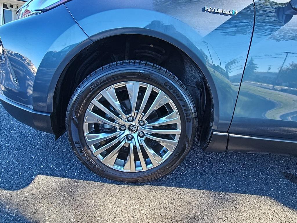 used 2021 Toyota Venza car, priced at $25,800