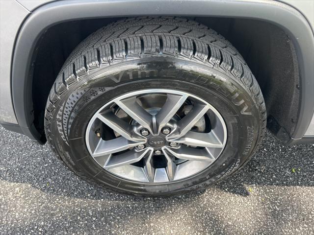 used 2020 Jeep Grand Cherokee car, priced at $23,200