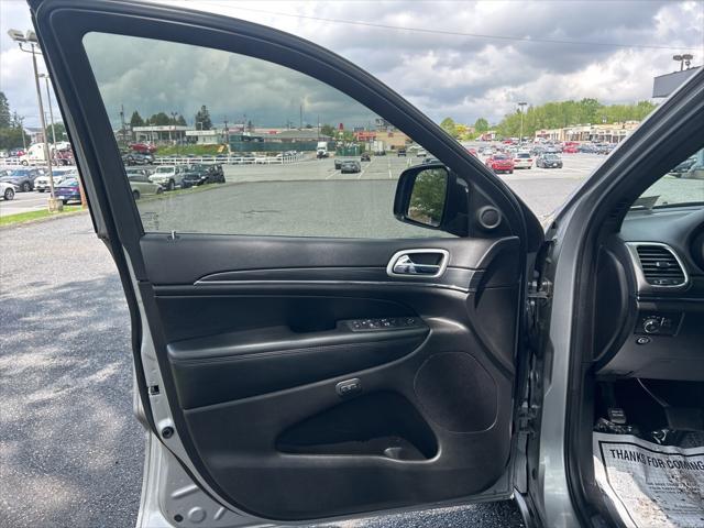 used 2020 Jeep Grand Cherokee car, priced at $23,200