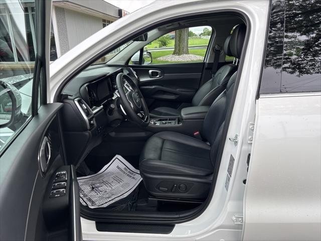 used 2022 Kia Sorento Hybrid car, priced at $23,800