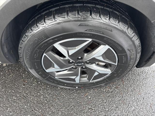 used 2022 Kia Sorento Hybrid car, priced at $23,800