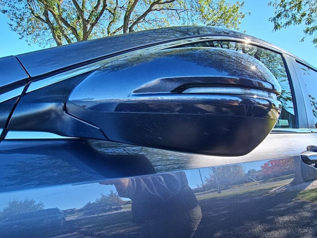 used 2022 Honda CR-V car, priced at $27,600