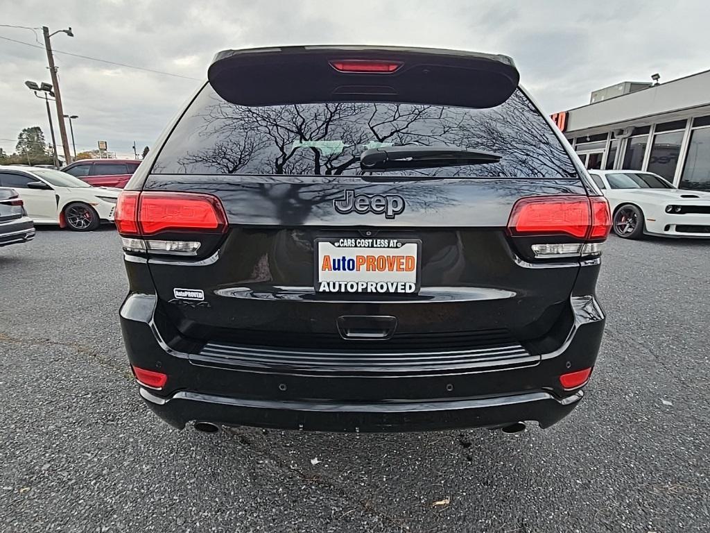 used 2015 Jeep Grand Cherokee car, priced at $11,500