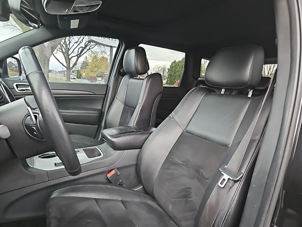 used 2015 Jeep Grand Cherokee car, priced at $11,500