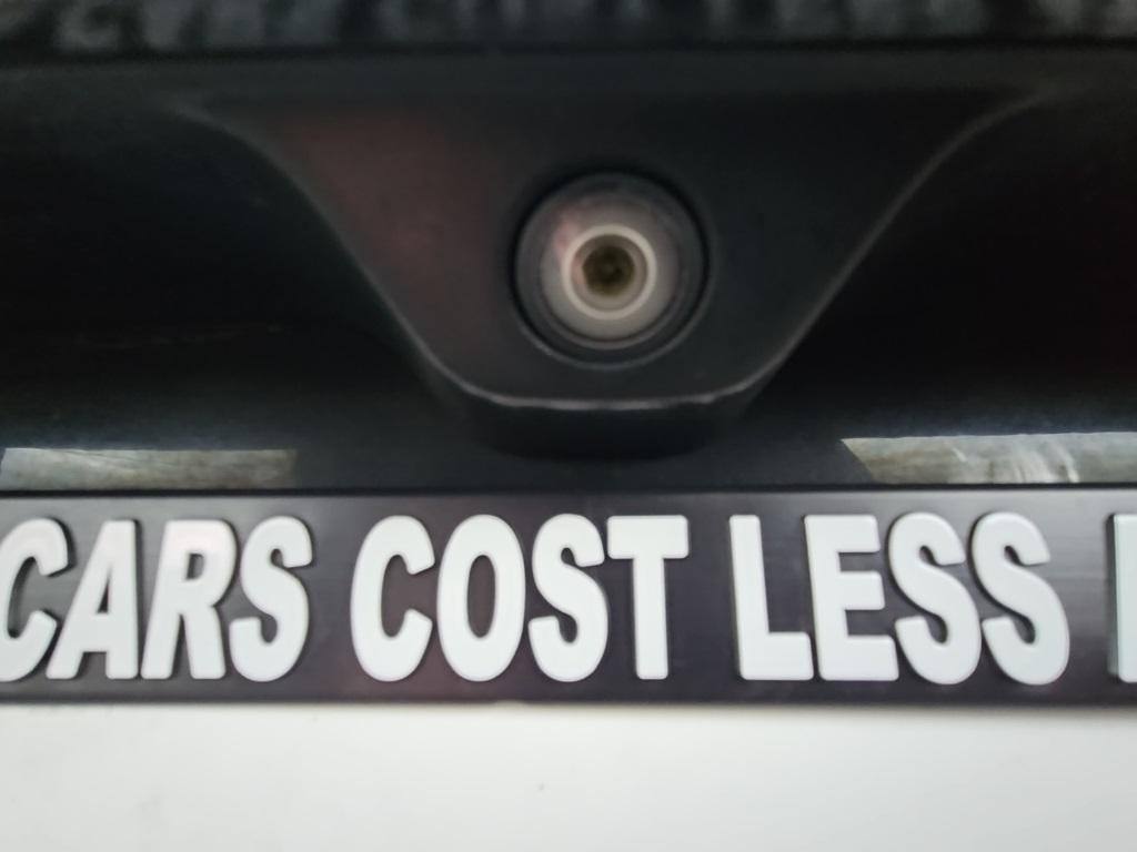 used 2015 Jeep Grand Cherokee car, priced at $11,500