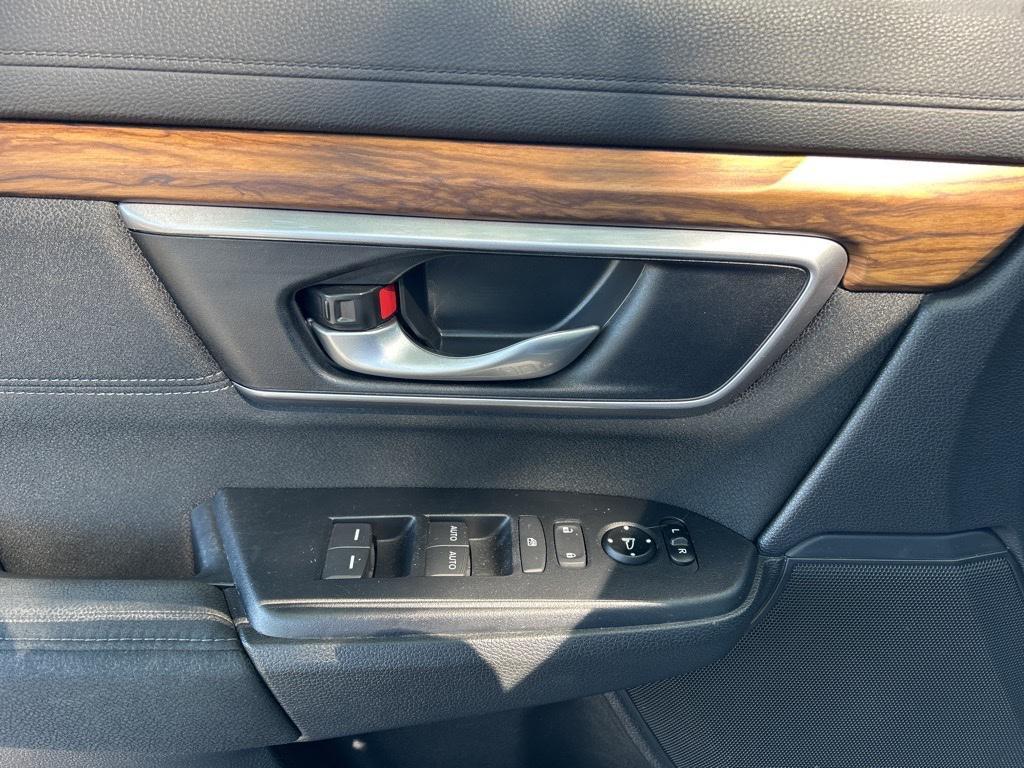 used 2017 Honda CR-V car, priced at $19,200