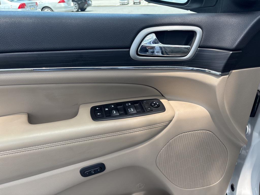 used 2021 Jeep Grand Cherokee car, priced at $24,800