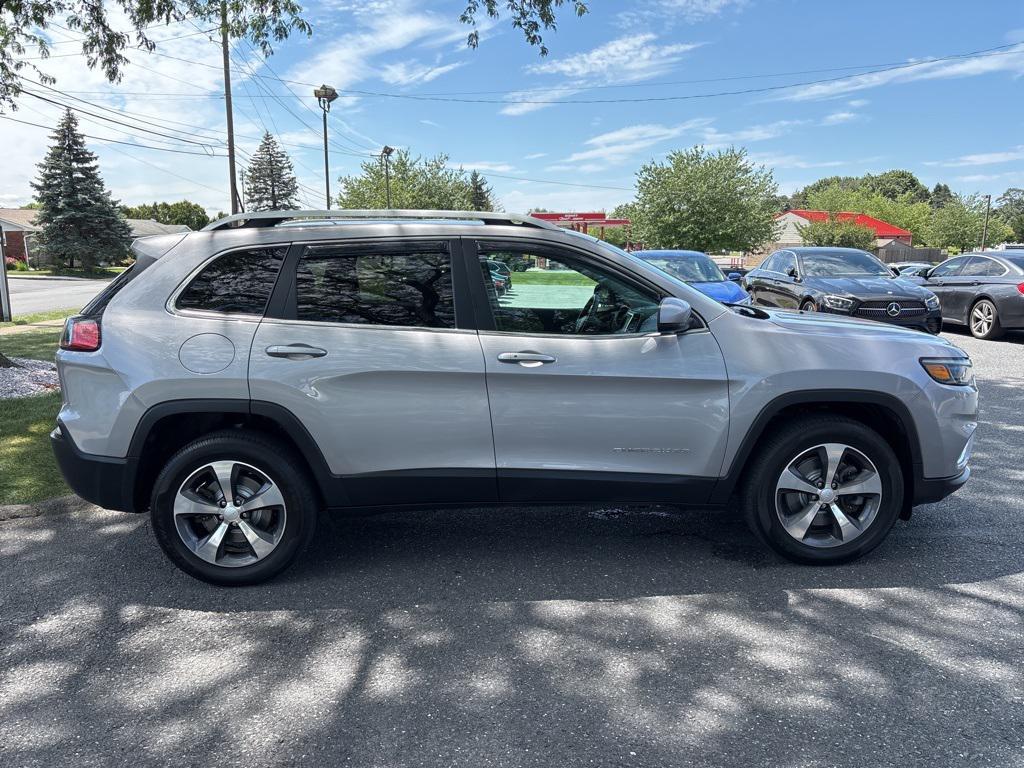 used 2019 Jeep Cherokee car, priced at $18,000