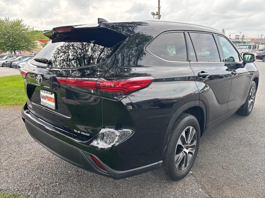 used 2021 Toyota Highlander car, priced at $32,800