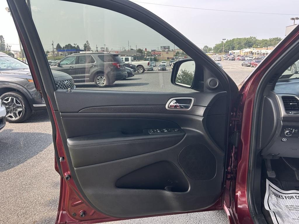 used 2018 Jeep Grand Cherokee car, priced at $19,200
