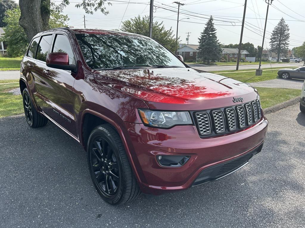 used 2018 Jeep Grand Cherokee car, priced at $19,200
