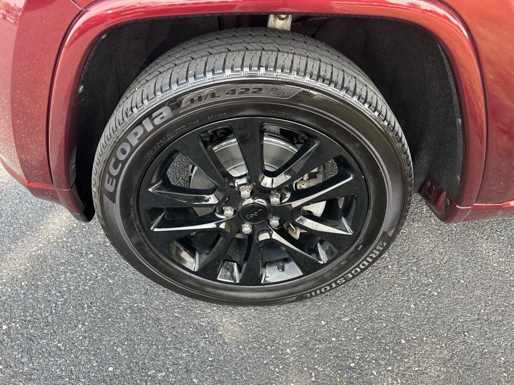 used 2018 Jeep Grand Cherokee car, priced at $19,200