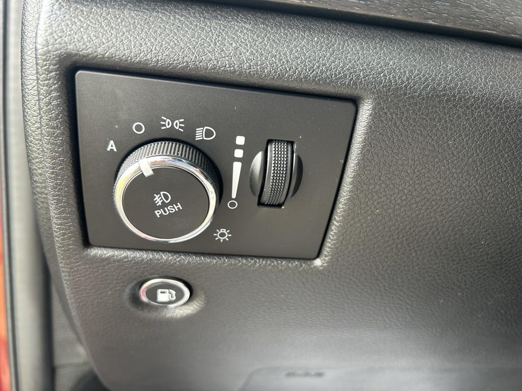 used 2018 Jeep Grand Cherokee car, priced at $19,200