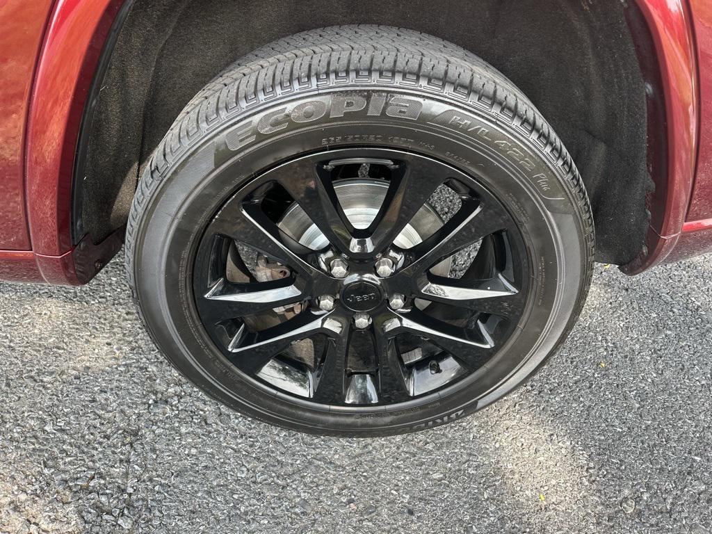 used 2018 Jeep Grand Cherokee car, priced at $19,200