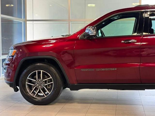 used 2021 Jeep Grand Cherokee car, priced at $17,980