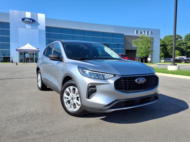 used 2023 Ford Escape car, priced at $22,587