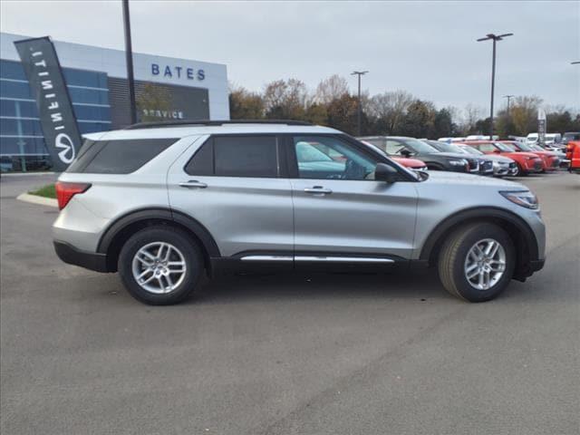 new 2025 Ford Explorer car, priced at $39,113