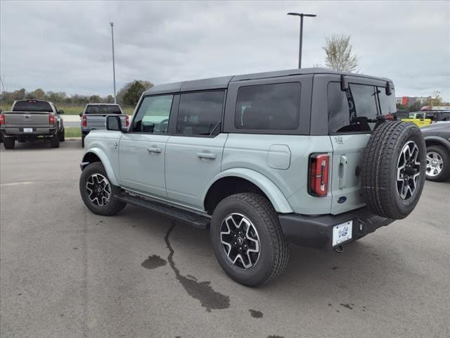 new 2024 Ford Bronco car, priced at $52,411